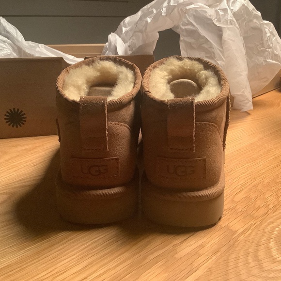 Ugg ultra mini chestnut size 6 - Picture 1 of 5